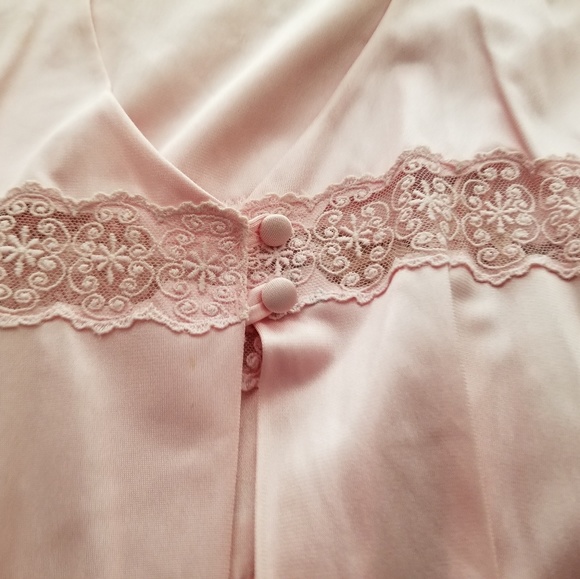 Pink Negligee Gown & Robe Set - Picture 8 of 8